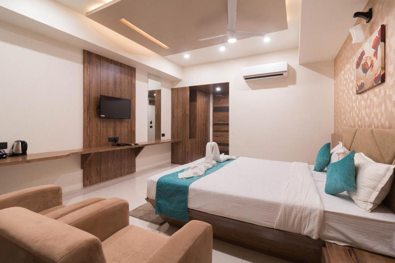 Hotel Green City Gandhinagar Exterior photo