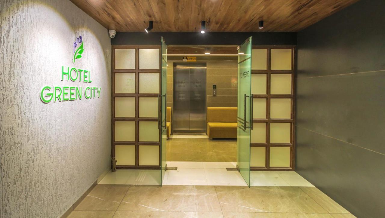 Hotel Green City Gandhinagar Exterior photo