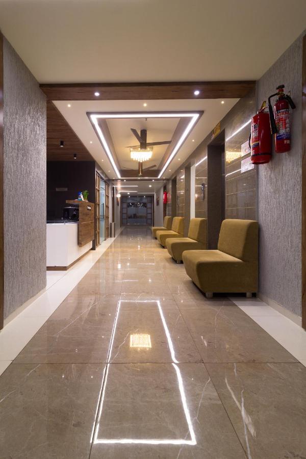Hotel Green City Gandhinagar Exterior photo